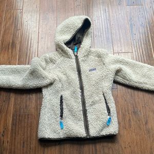 Women’s Patagonia fleece zip up jacket with hood